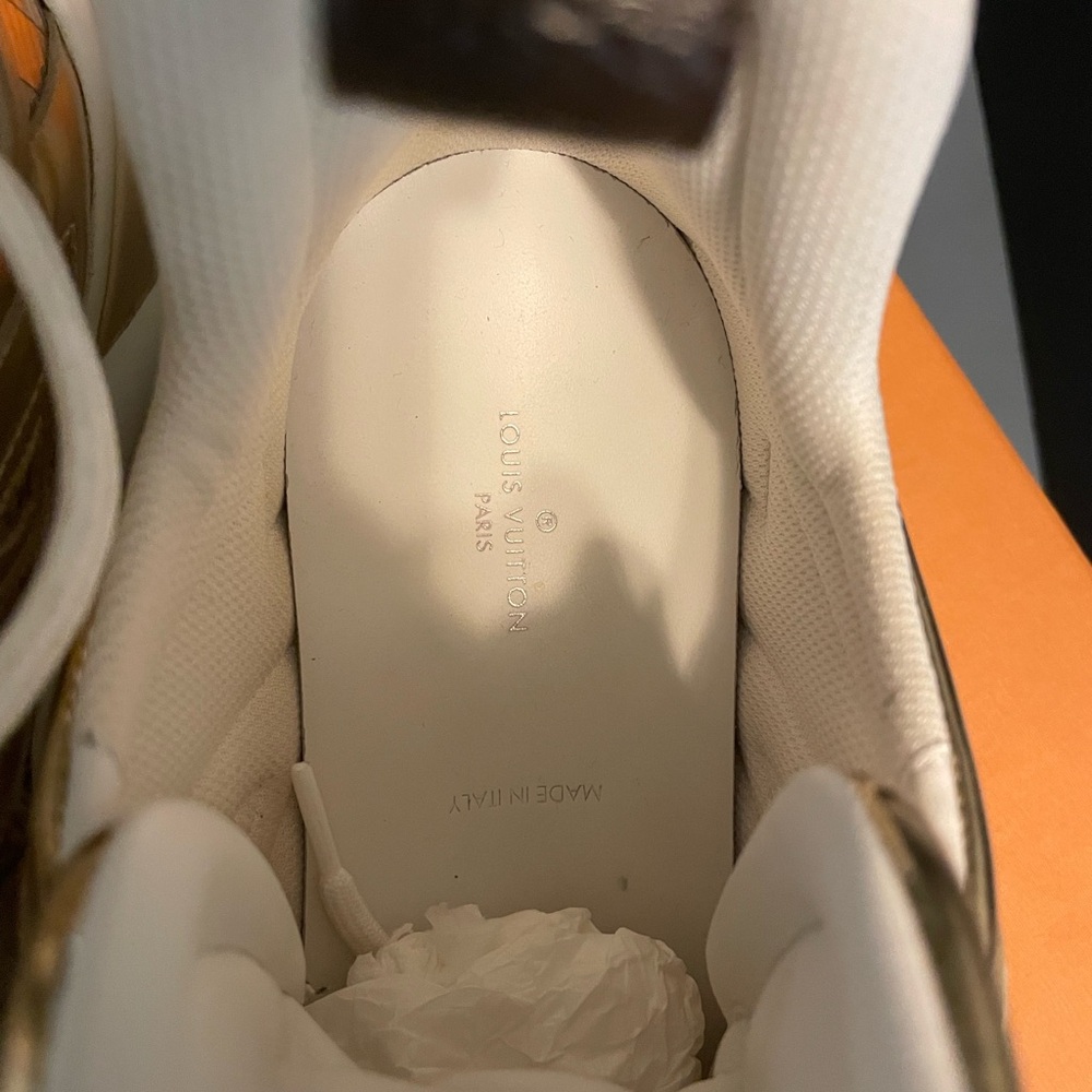 White and gold arch light sneaker - Picture 5 of 5